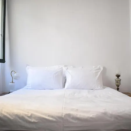 2-bedroom With Rooftop Access! Ep9g * Athènes