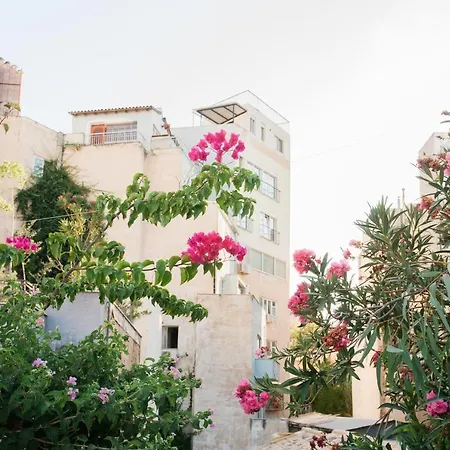 2-bedroom With Rooftop Access! Ep9g Athènes